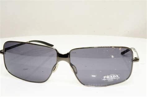 authentic prada sunglasses great condition.